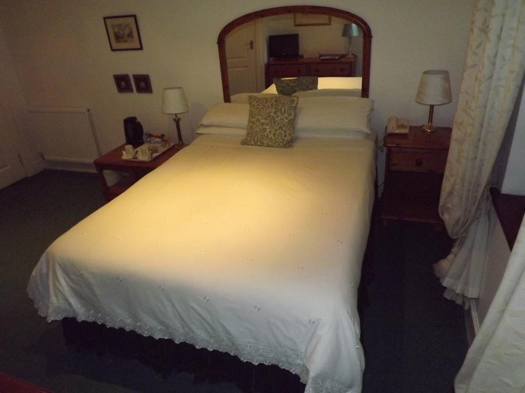 The Hotel Broughty Ferry Dundee Room photo